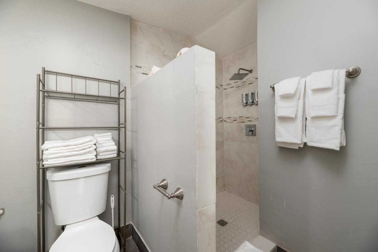 Home At Poinsettia Heights Fort Lauderdale Exterior photo